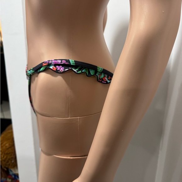 Floral Print Bikini Bottom - Picture 4 of 7